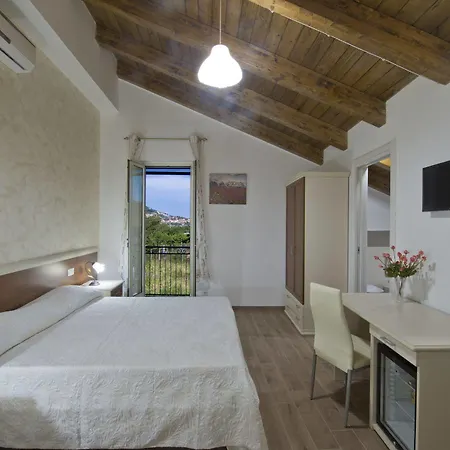 Gli Dei Gemelli 3*