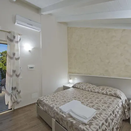 Gli Dei Gemelli Bed & Breakfast